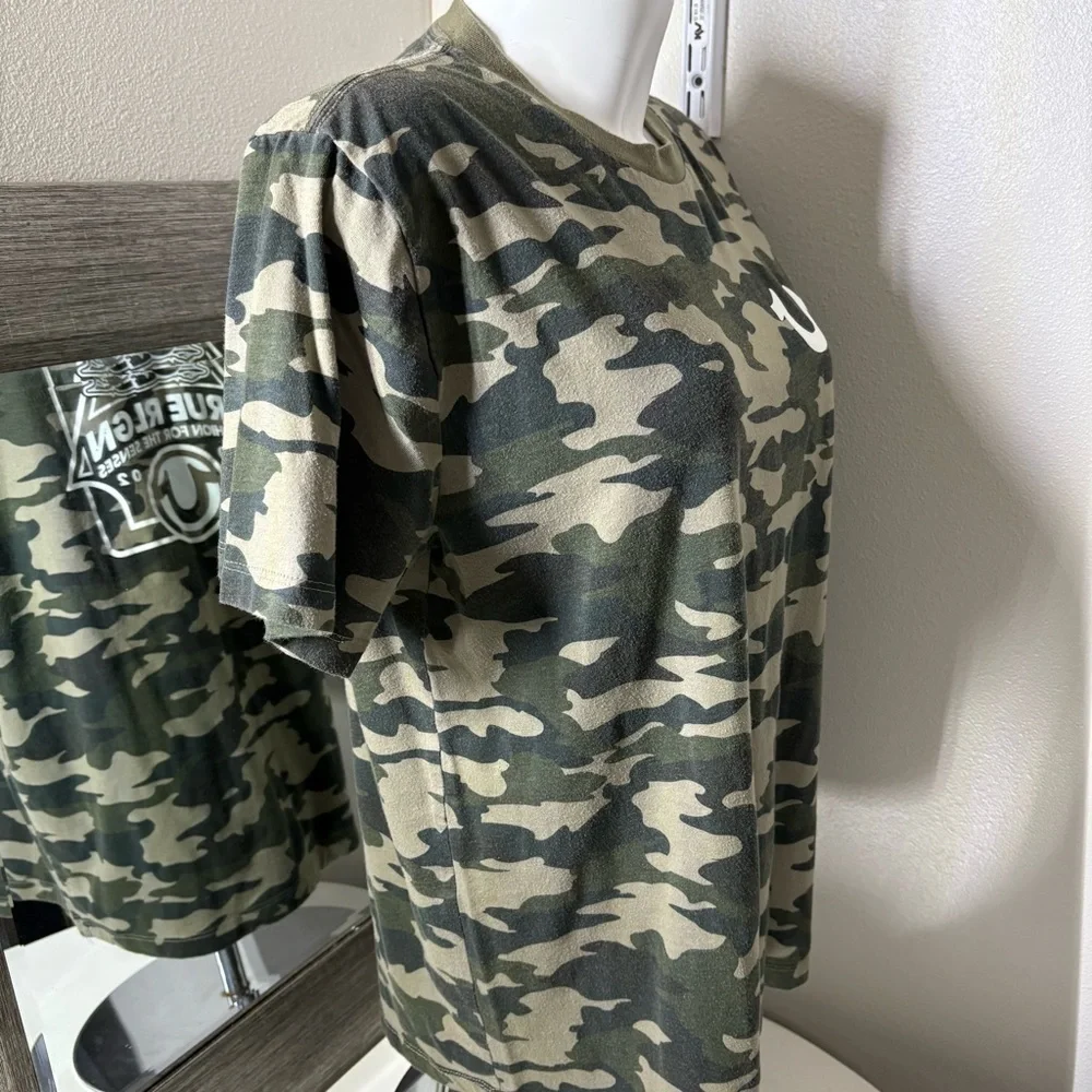 True Religion Green Camouflage Short Sleeve Tee